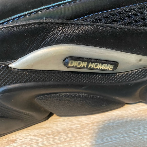 Men Dior Essentials b22 Sneaker, size 12 - Picture 3 of 6